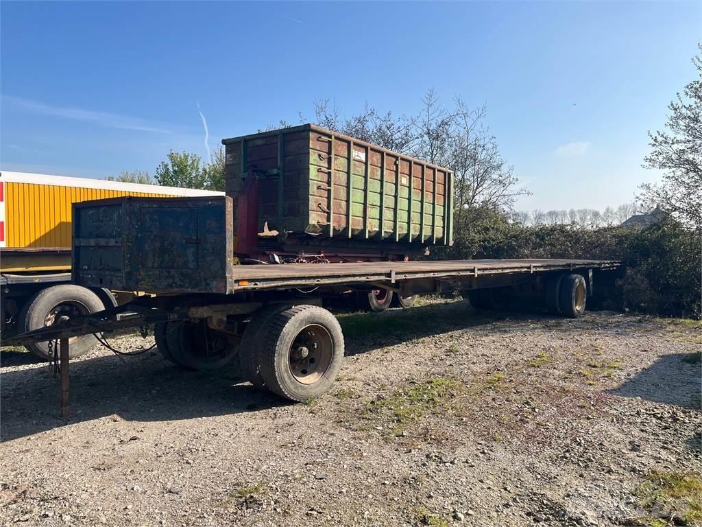  PATTE WAGEN Livestock carrying trailers
