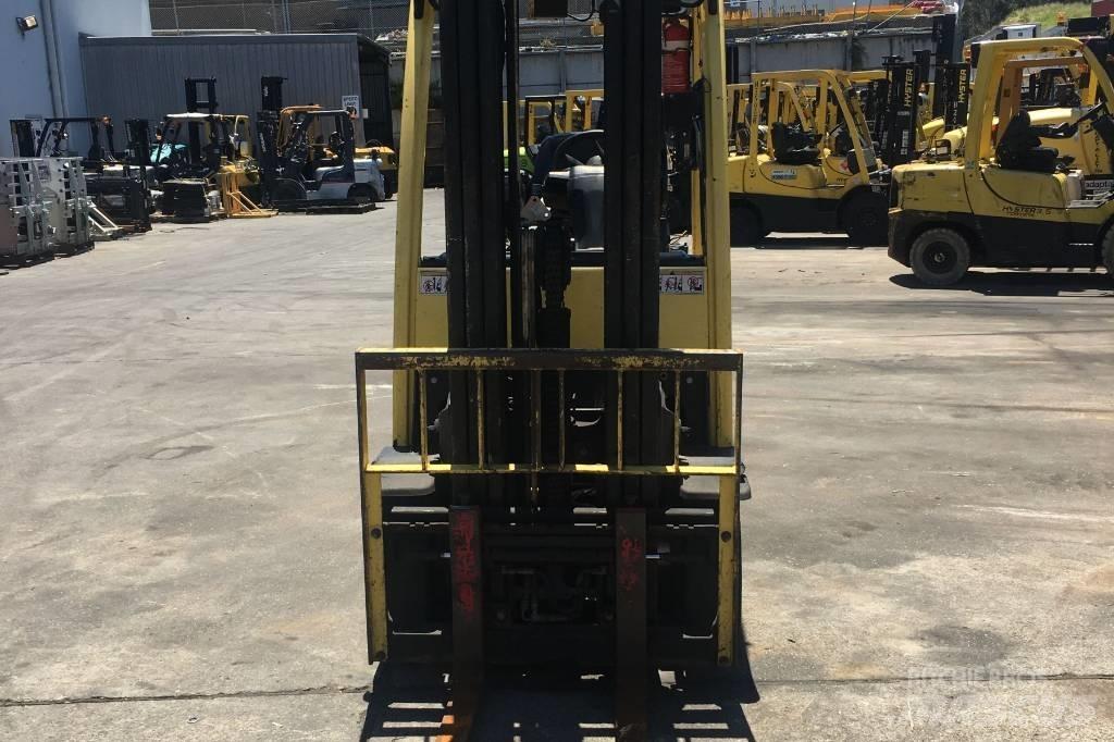 Hyster H1.8XT LPG trucks