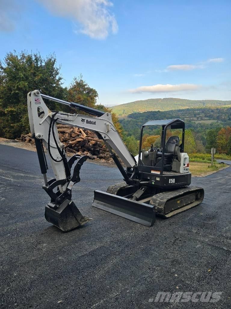 Bobcat E 50 Mini excavators < 7t