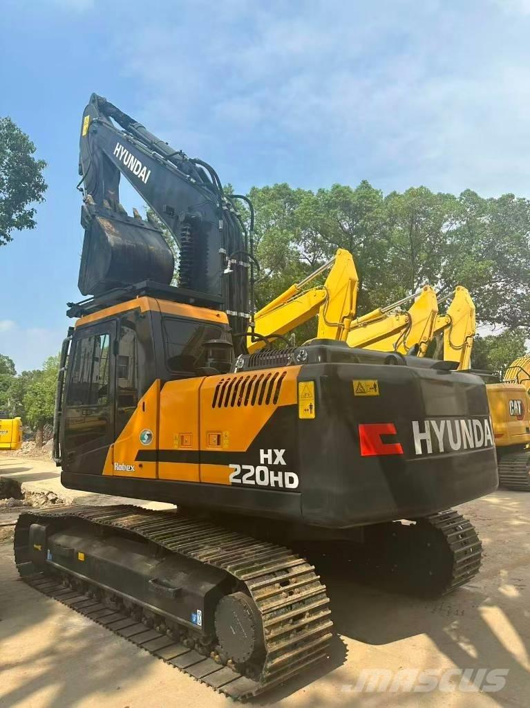 Hyundai HX220HD Midi excavators  7t - 12t