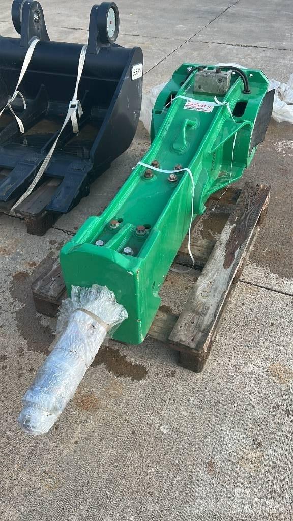 Montabert M 900 Hammers / Breakers