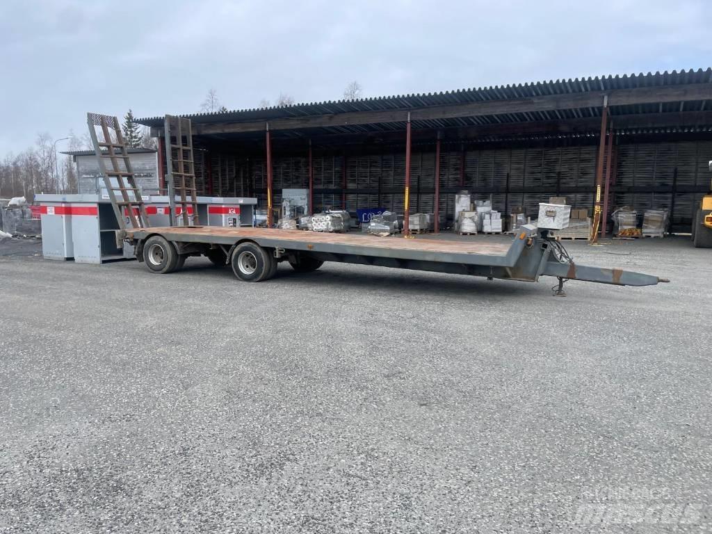 Uni traktorilavetti Other farming trailers