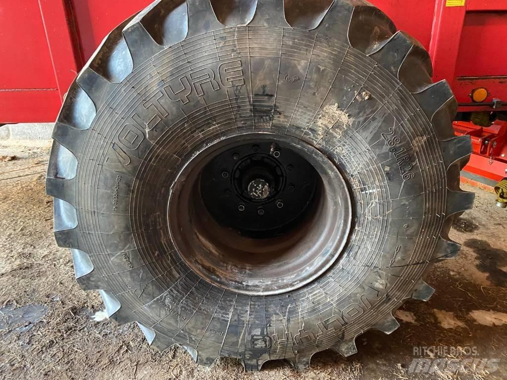 Tempo PTN 1210 Manure spreaders