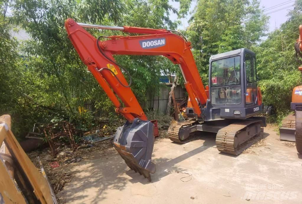 Doosan DH 55 Mini excavators < 7t