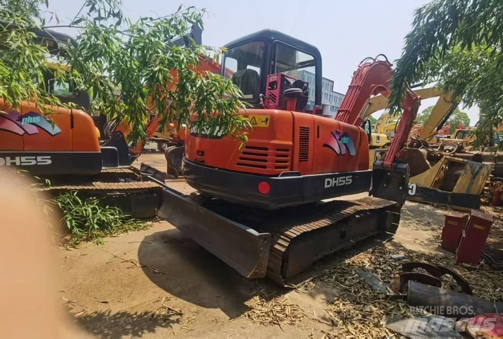 Doosan DH 55 Mini excavators < 7t