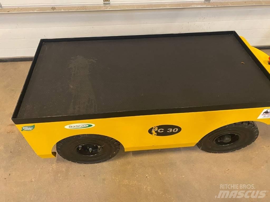 Bradshaw PC30 Towing truck
