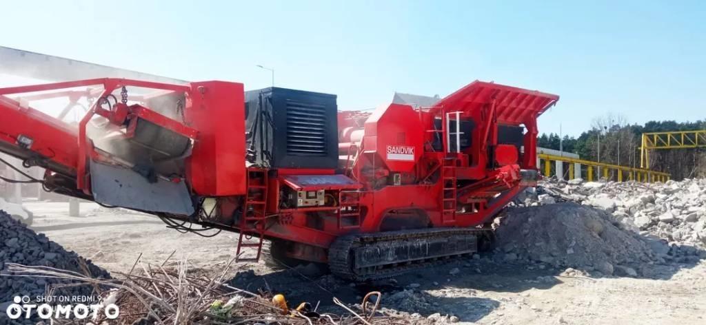 Sandvik QJ 330 Mobile crushers