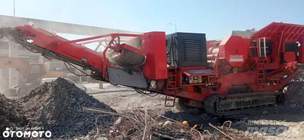 Sandvik QJ 330 Mobile crushers