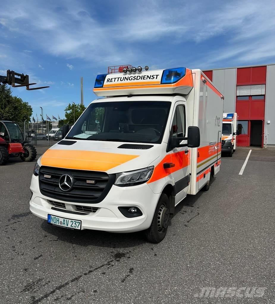 Mercedes-Benz 1000 Emergency vehicles