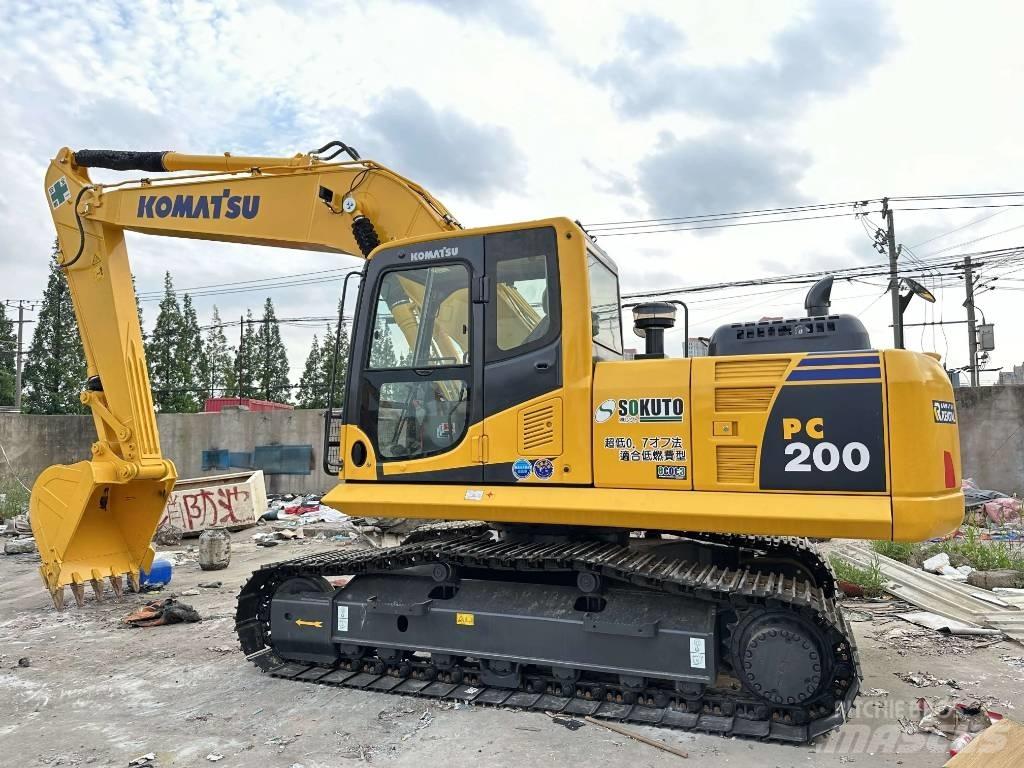 Komatsu PC 200-8 Crawler excavators