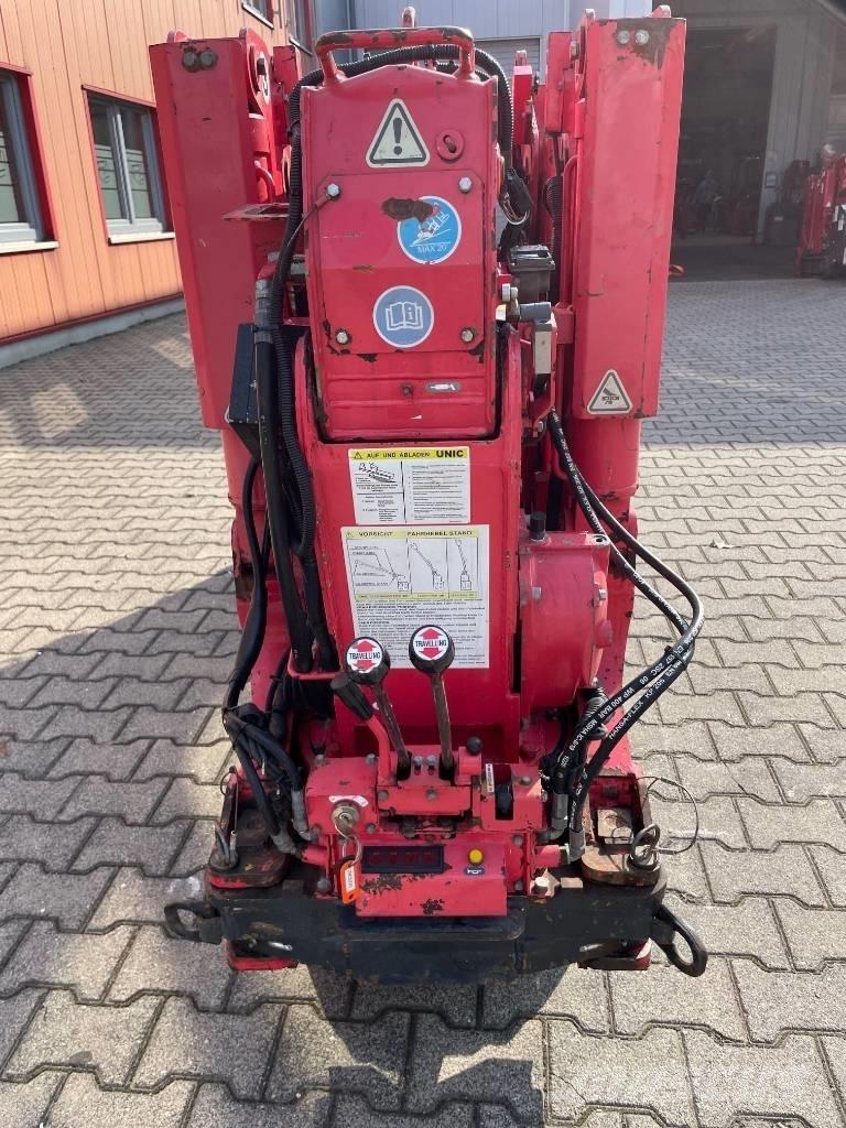 Unic URW-295 Tracked cranes