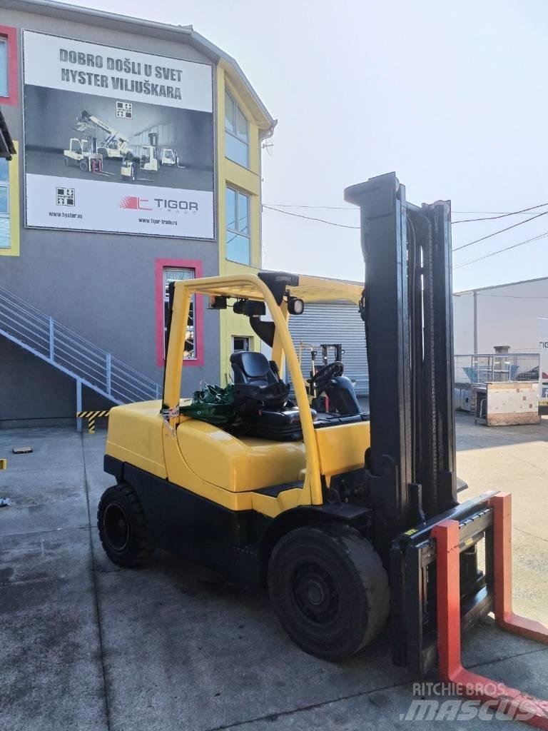 Hyster H4.5FT Diesel trucks