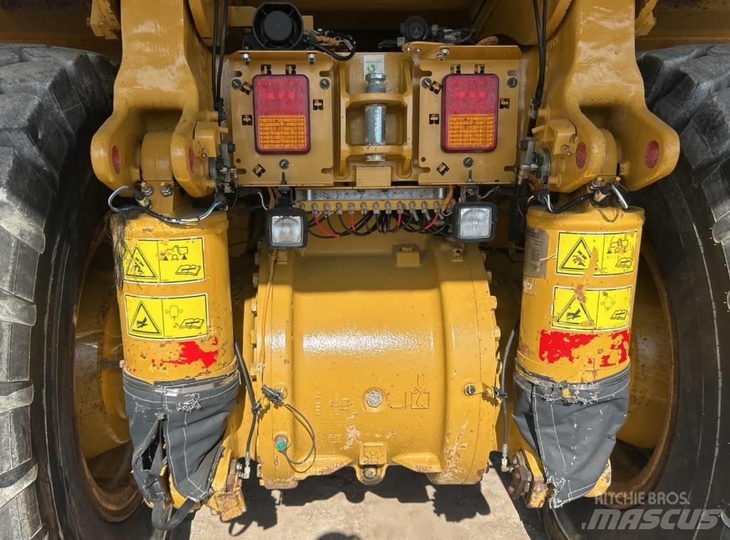CAT 770 G Articulated Haulers