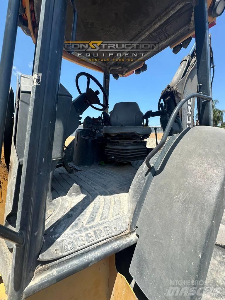DEERE 410J TLB's