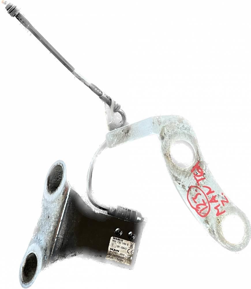 MAN TGX SNÍMAČ TLAKU Other components