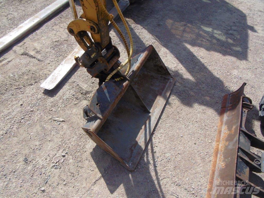 CAT Minigrävare Mini excavators < 7t
