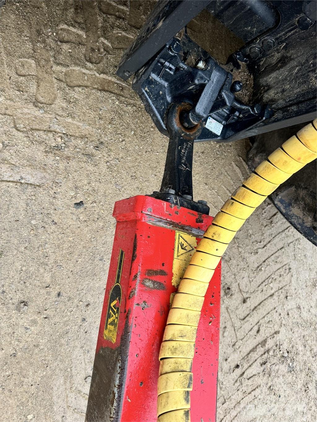 Väderstad Cultus 620 Cultivators