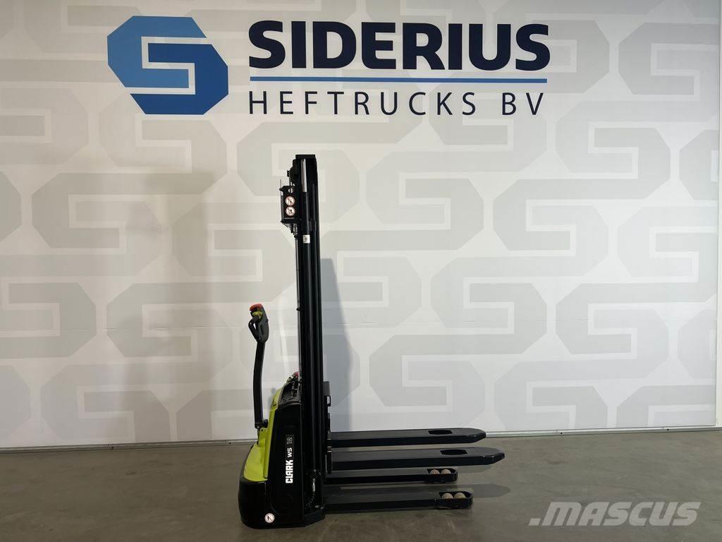 Clark WS12 Pedestrian stacker