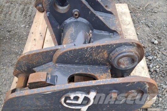 Develon Hitch Mini excavators < 7t