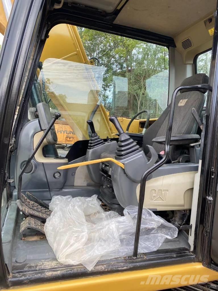 CAT 313 D Crawler excavators