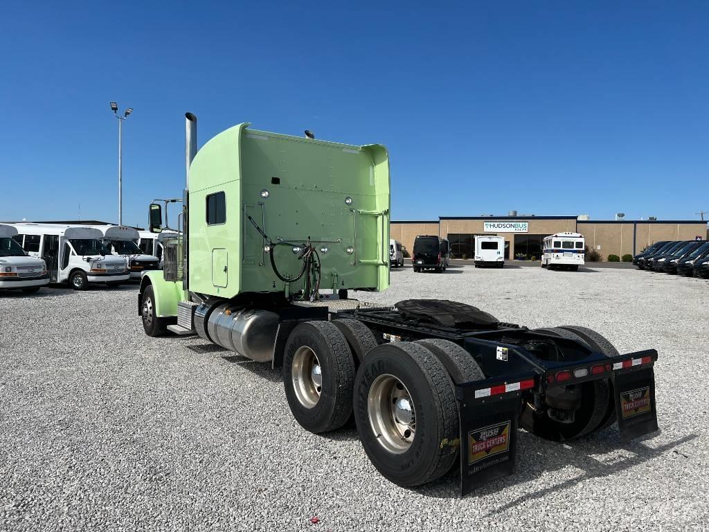 Peterbilt 389 Truck Tractor Units