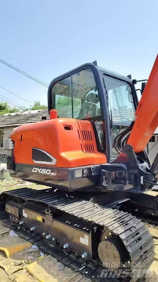 Doosan DX60 Mini excavators < 7t