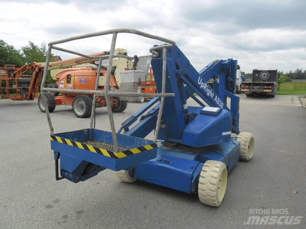 UpRight AB38N Articulated boom lifts