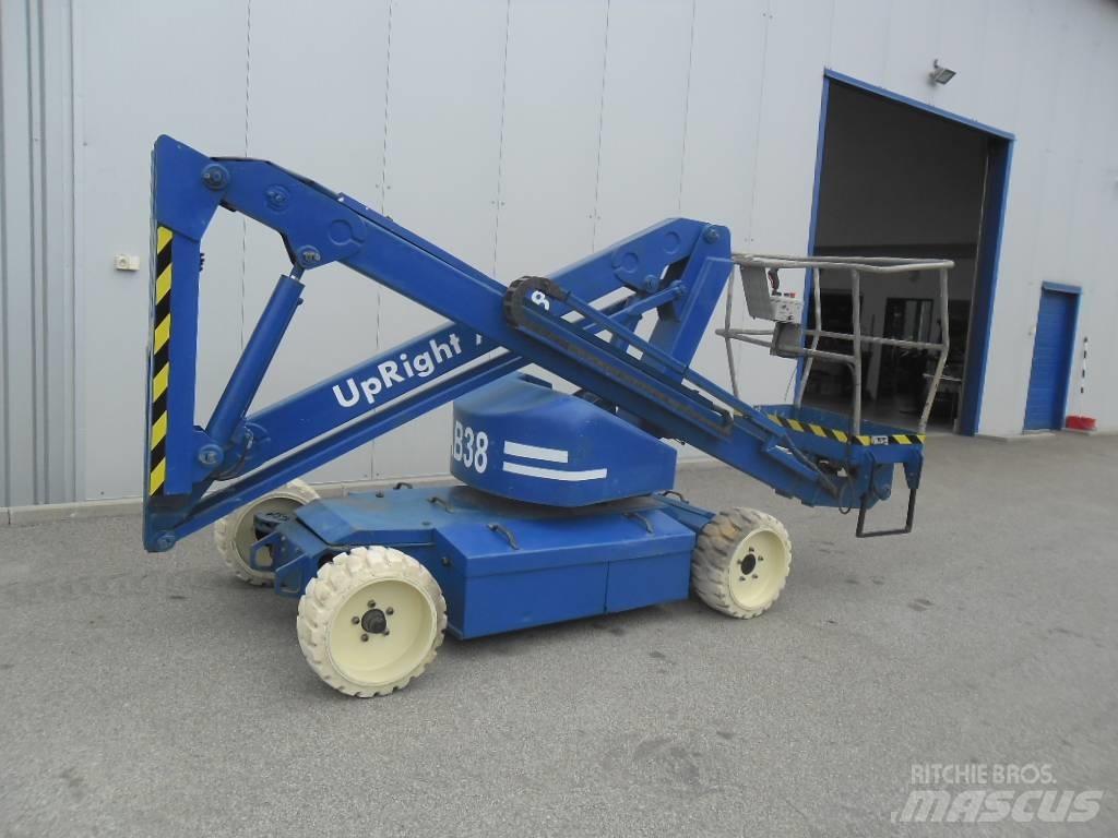 UpRight AB38N Articulated boom lifts