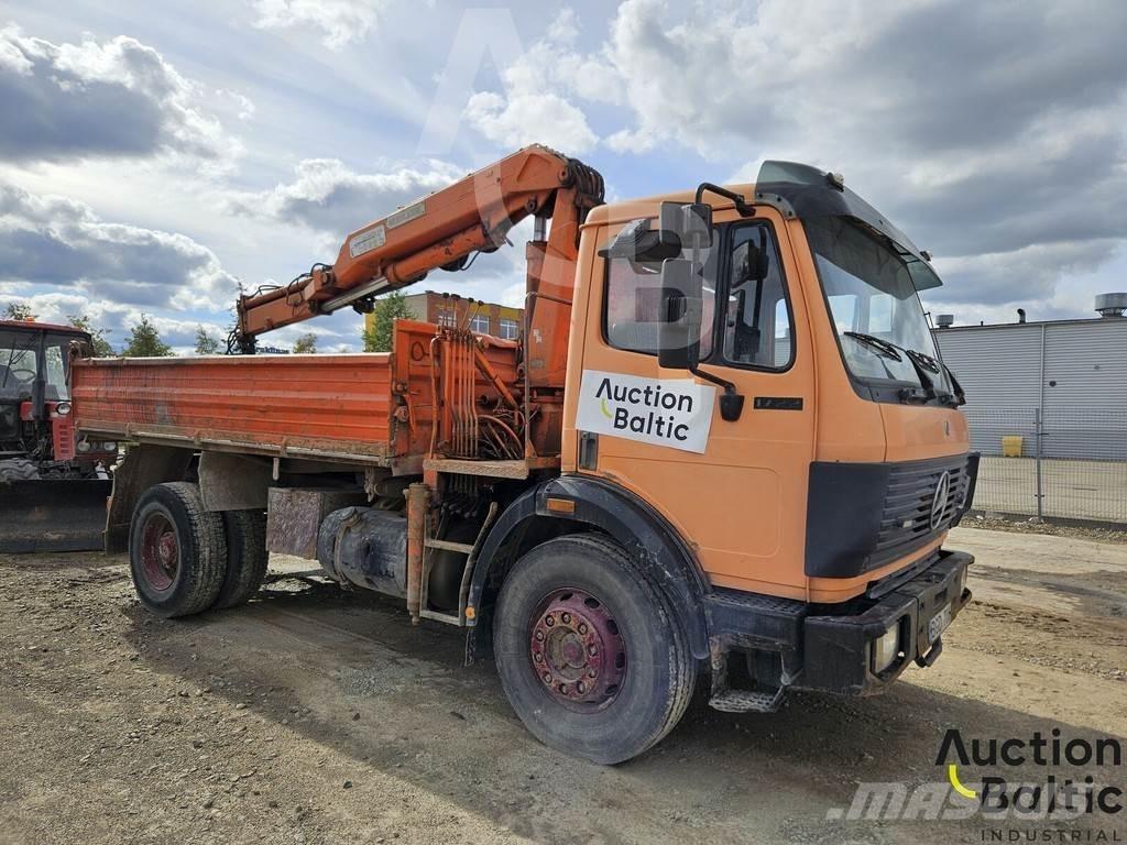 Mercedes-Benz 1722 Tipper trucks