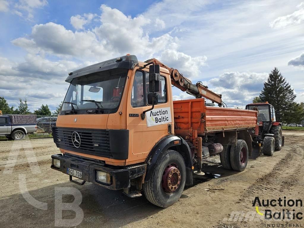 Mercedes-Benz 1722 Tipper trucks