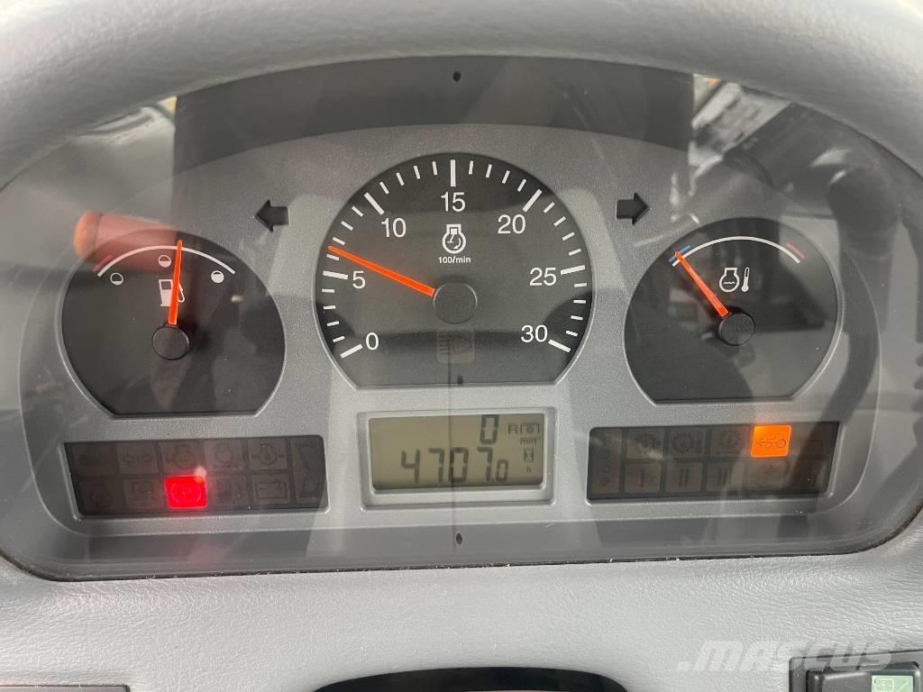 Valtra T 131 Tractors