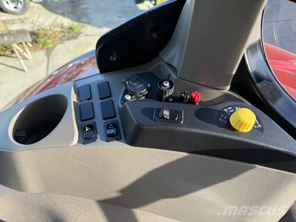 Case IH Puma 240 CVX Tractors