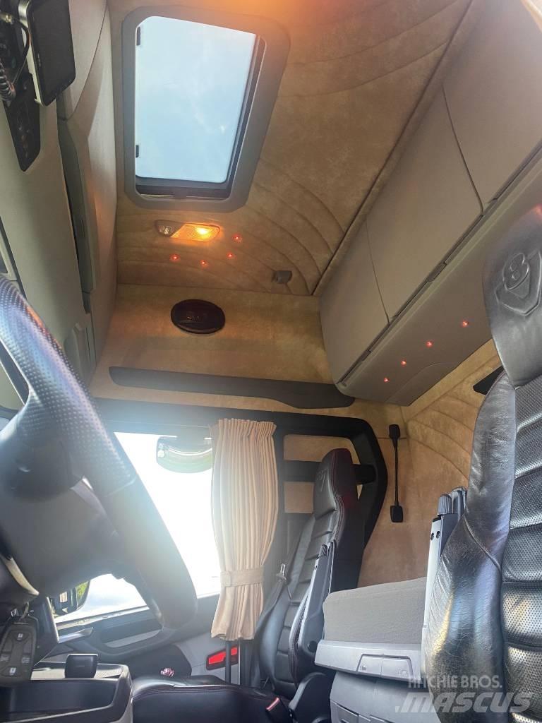 Scania S 730 Truck Tractor Units