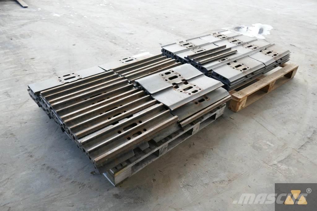 CAT 320 Trackshoes Chassis and suspension