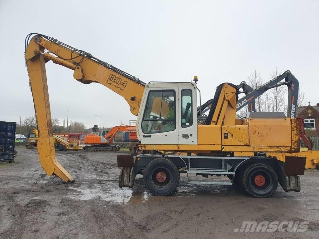 Liebherr A 904 Waste / industry handlers