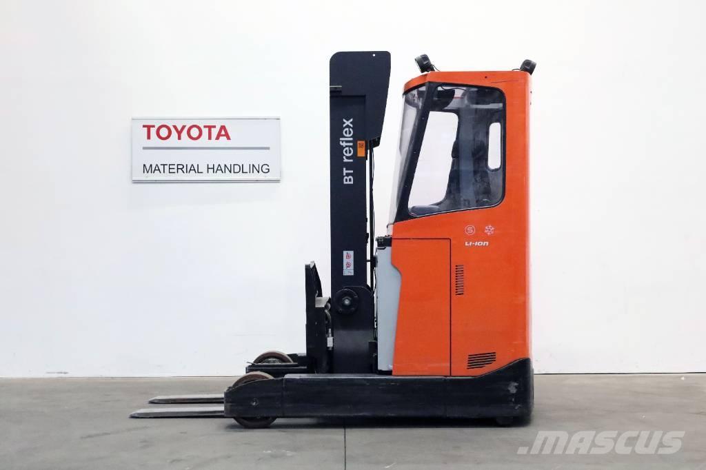 Toyota RRE200HECC Reach truck