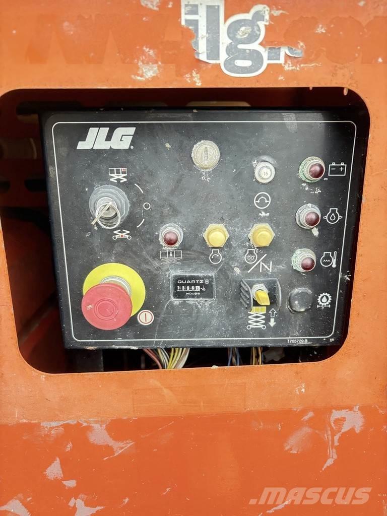 JLG 260 mrt Scissor lifts