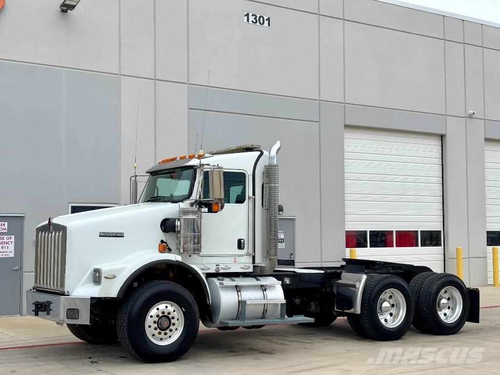 Kenworth T800 Truck Tractor Units