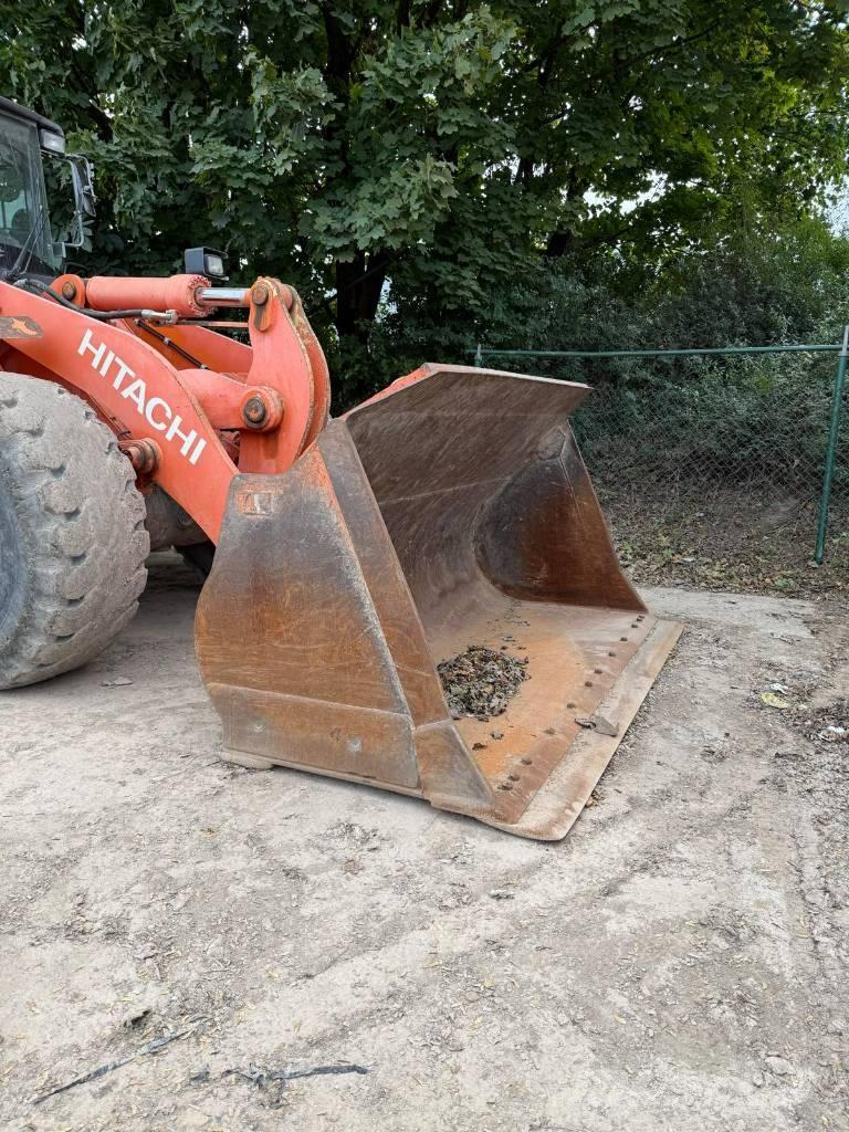Hitachi ZW 250 Wheel loaders