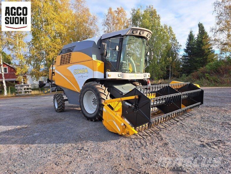 Sampo-Rosenlew C4 Combine harvesters