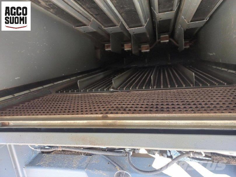 Sampo-Rosenlew C8 Combine harvesters