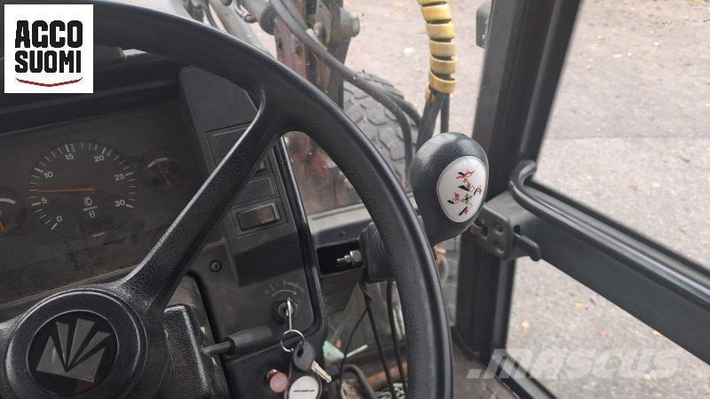 Valmet 8400 Tractors