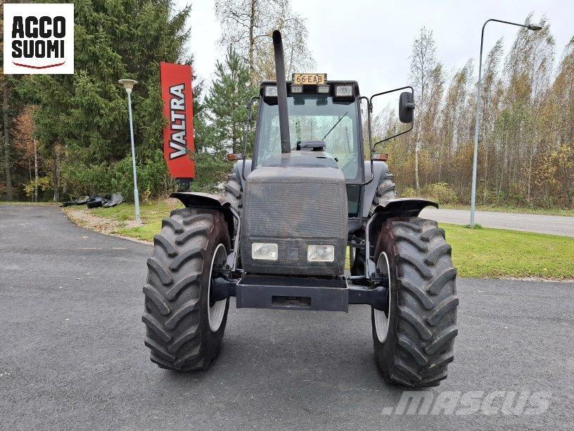 Valmet 8750 Tractors