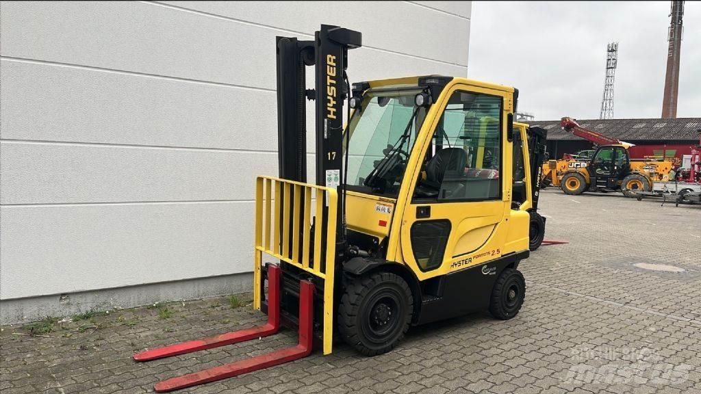 Hyster H 2.5 FT LPG trucks