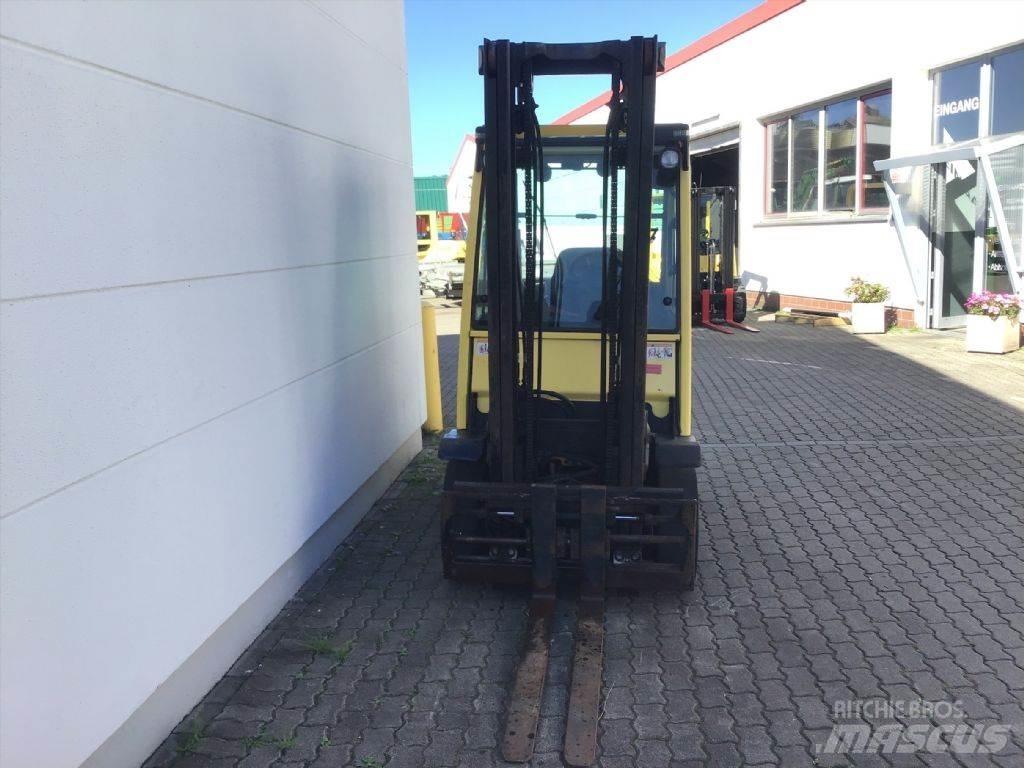 Hyster H2.50 FT Diesel trucks