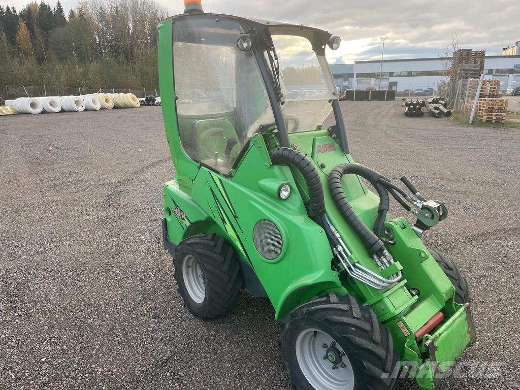 Avant 420 Multi purpose loaders