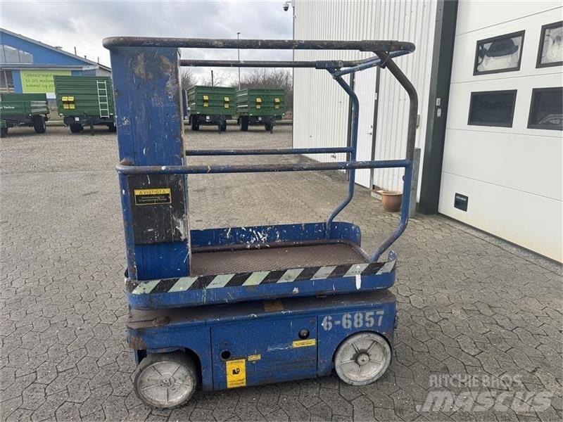 UpRight TM 12 Other lifts and platforms