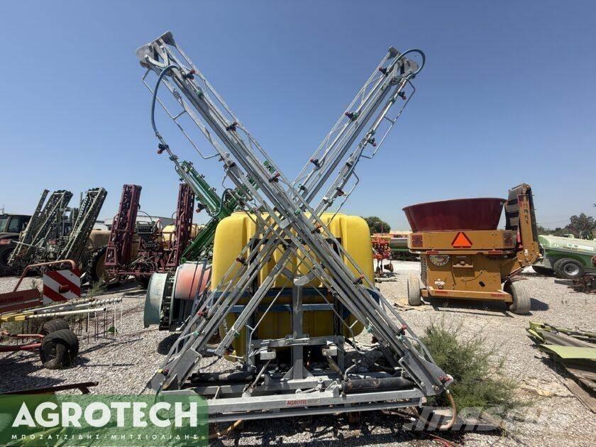  1000 λίτρα Tractors