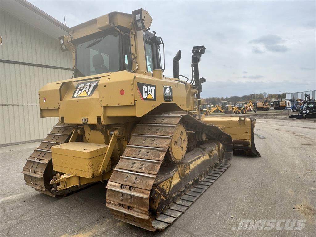 CAT D6T Crawler dozers