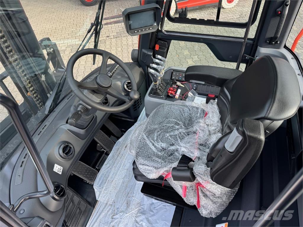 Bobcat D 90 S-9 Diesel trucks